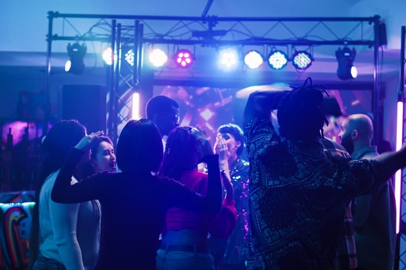concert_party_02